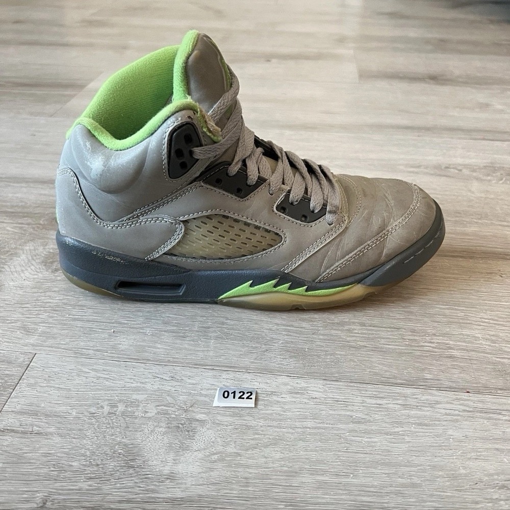 Air Jordan 5 Green Bean GS Size 5Y DQ3734 003 Gray Green Sneakers